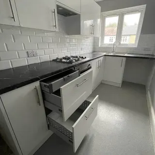 Kitchen worktop and cabinet installation